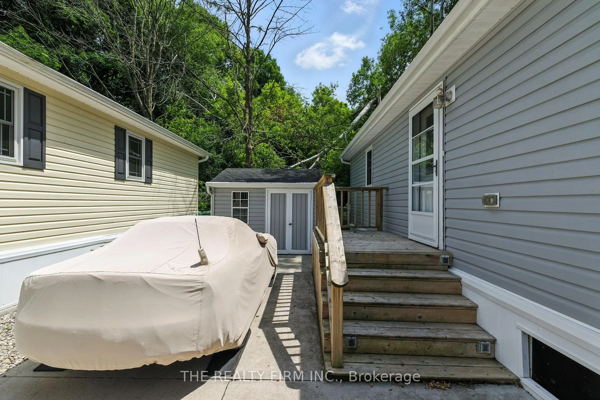 Photo 27 of Unit 1, 22790 Amiens Road, Middlesex Centre, Komoka — HOMEH