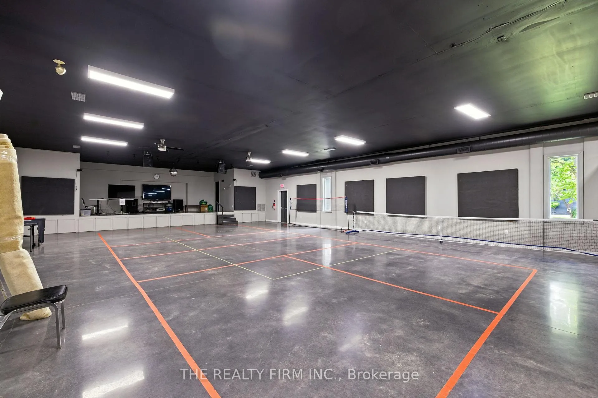 Photo 35 of Unit 1, 22790 Amiens Road, Middlesex Centre, Komoka — HOMEH