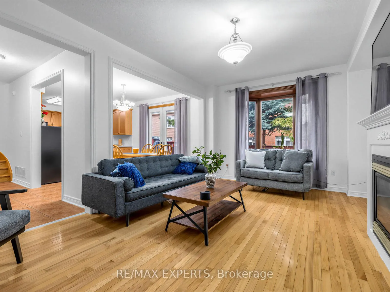 Photo 10 of 67 Tremblay Avenue, Vaughan, Vellore Village — HOMEH