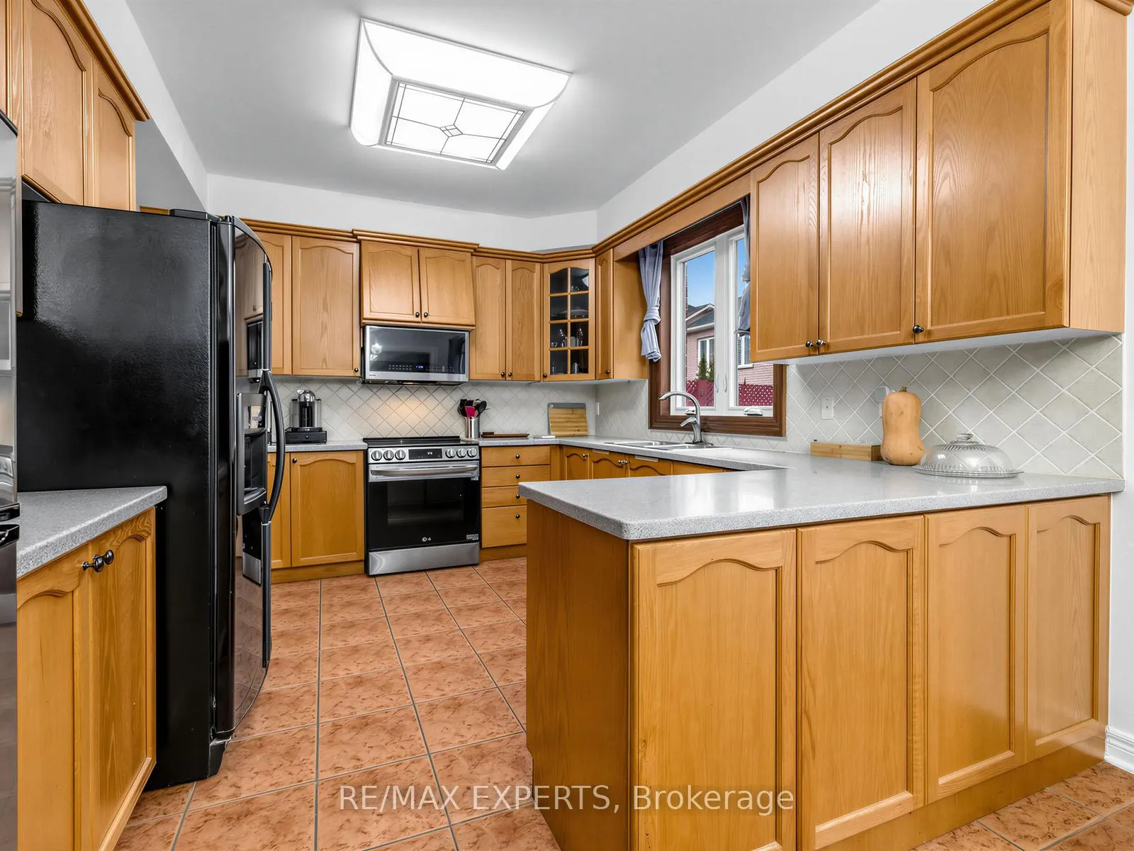 Photo 15 of 67 Tremblay Avenue, Vaughan, Vellore Village — HOMEH