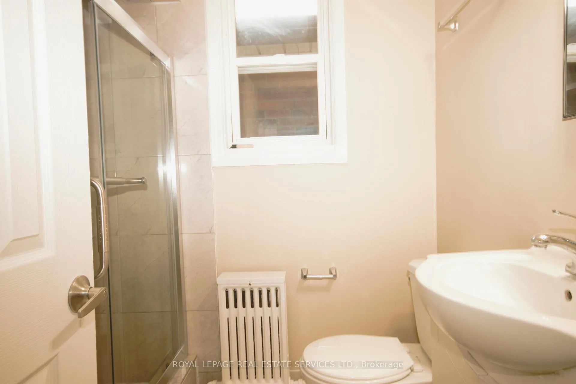 Photo 7 of Unit 2, 62 Branstone #2 Road, Toronto, Caledonia-Fairbank — HOMEH