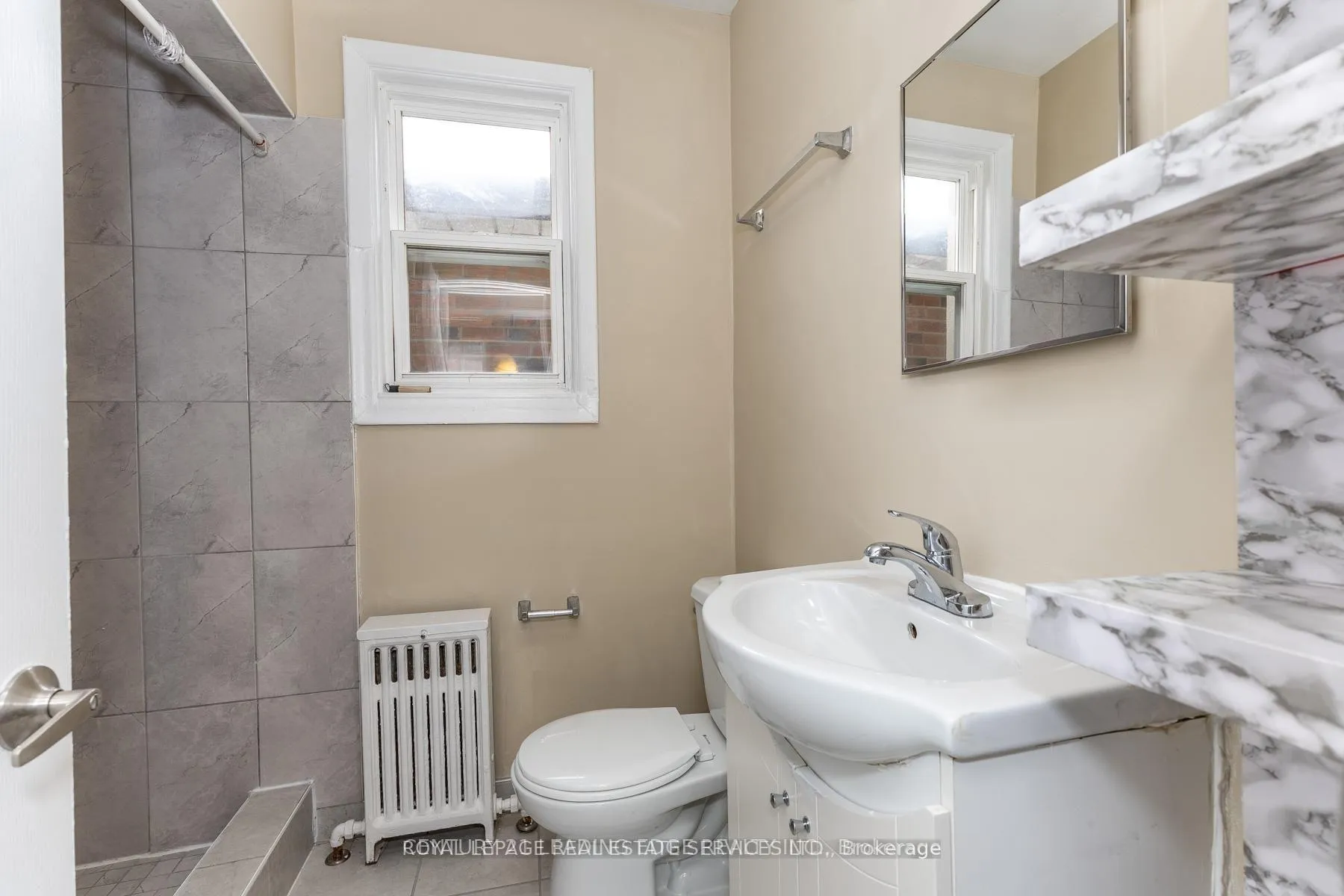 Photo 11 of Unit 2, 62 Branstone #2 Road, Toronto, Caledonia-Fairbank — HOMEH