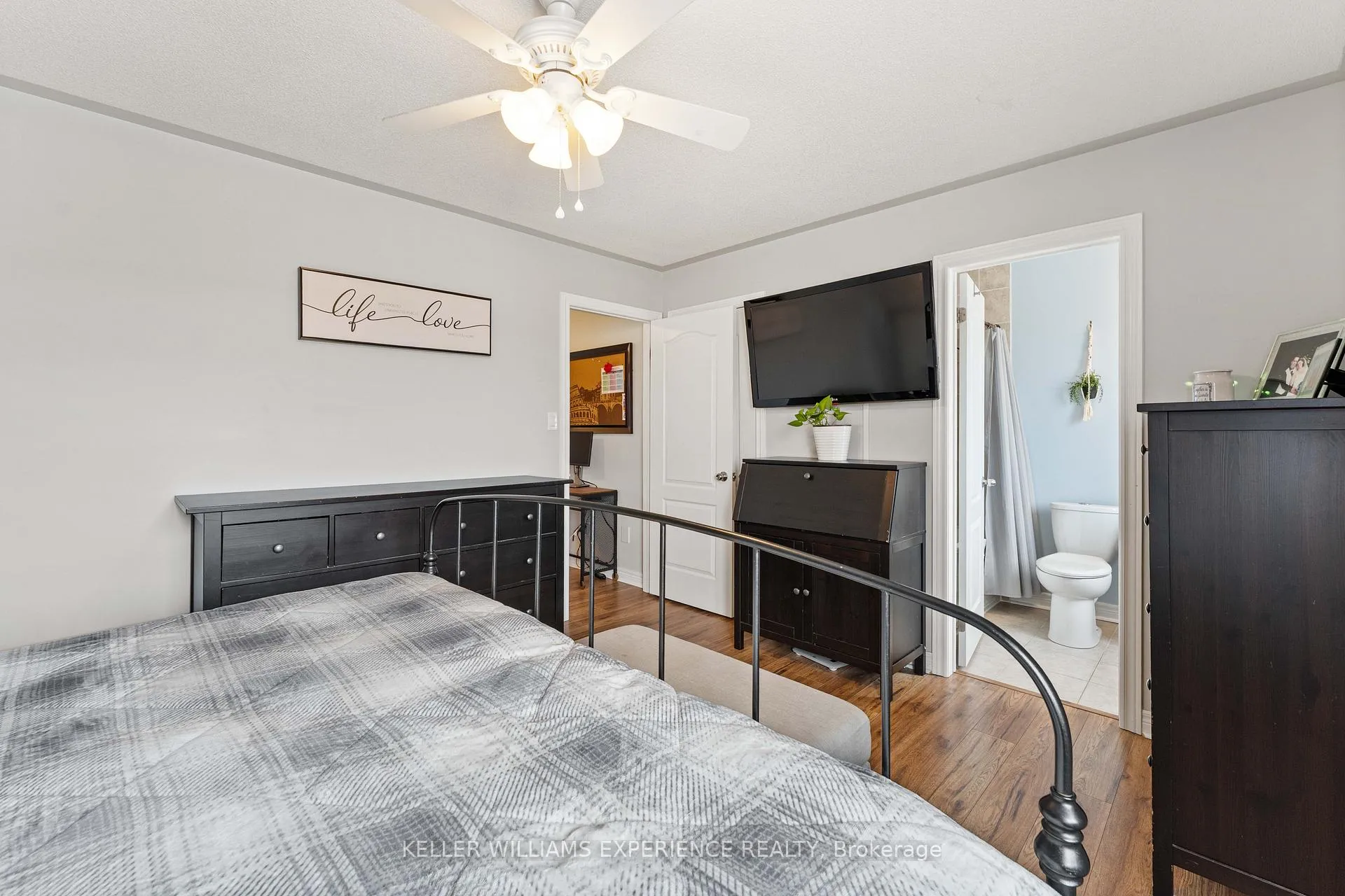 Photo 18 of 167 Greenwood Drive, Essa, Angus — HOMEH