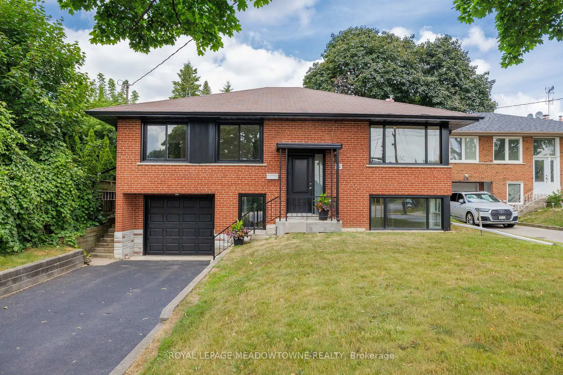 Photo 2 of 92 The Westway, Etobicoke, Kingsview Village-The Westway — HOMEH