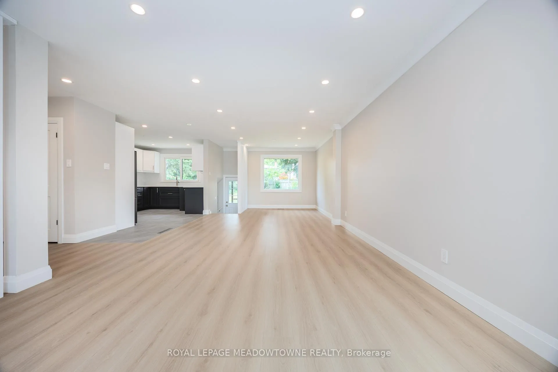 Photo 5 of 92 The Westway, Etobicoke, Kingsview Village-The Westway — HOMEH