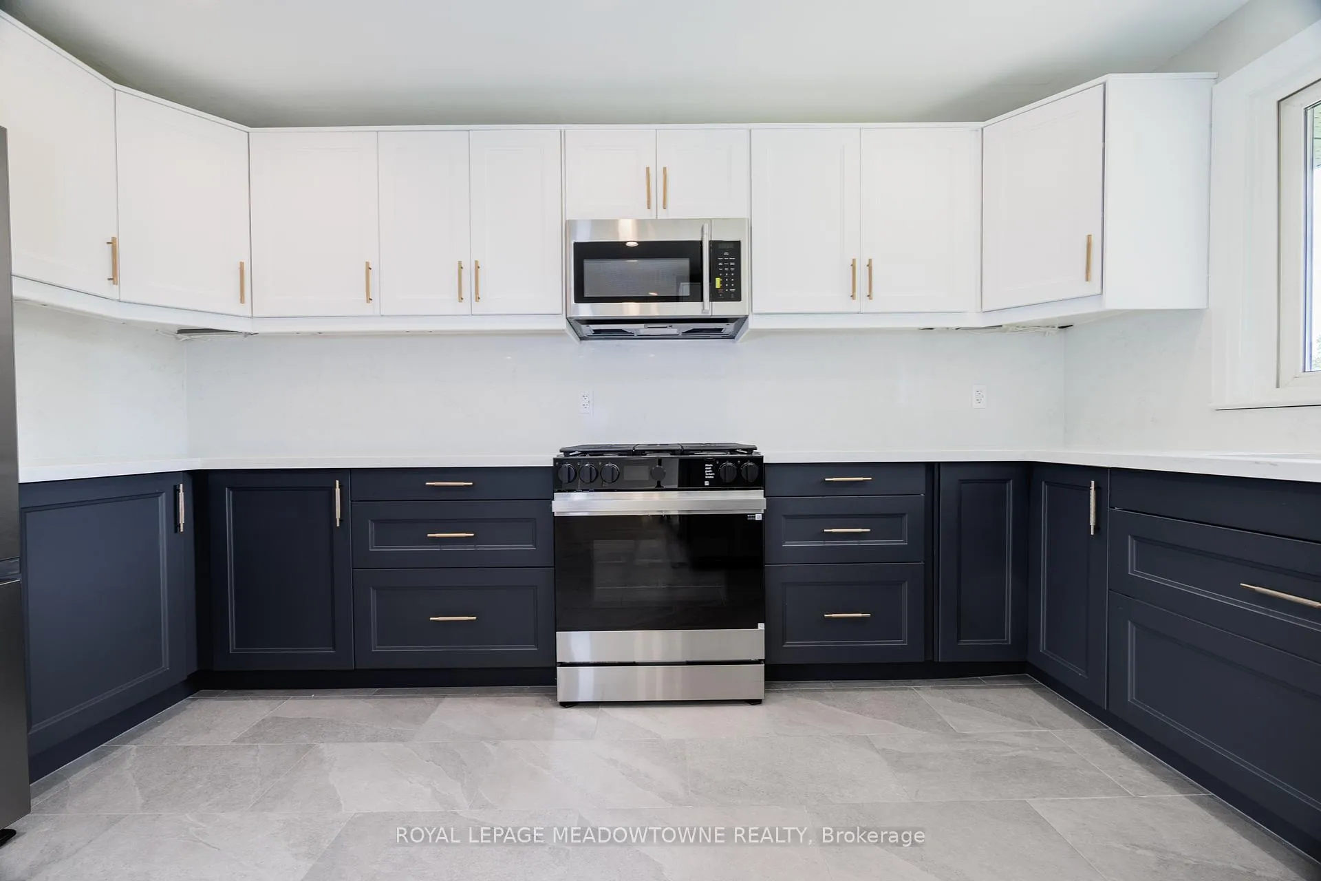 Photo 16 of 92 The Westway, Etobicoke, Kingsview Village-The Westway — HOMEH
