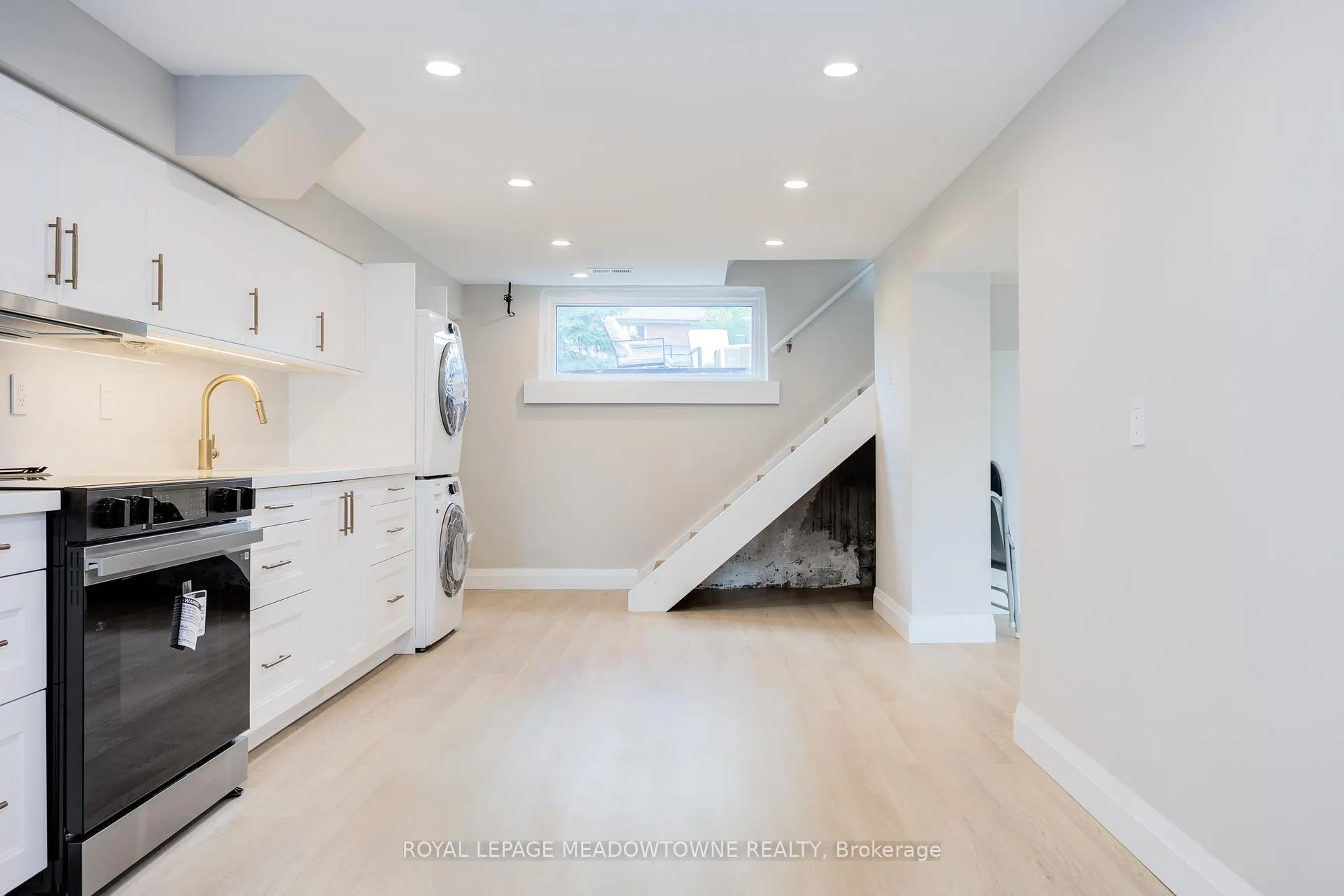 Photo 36 of 92 The Westway, Etobicoke, Kingsview Village-The Westway — HOMEH