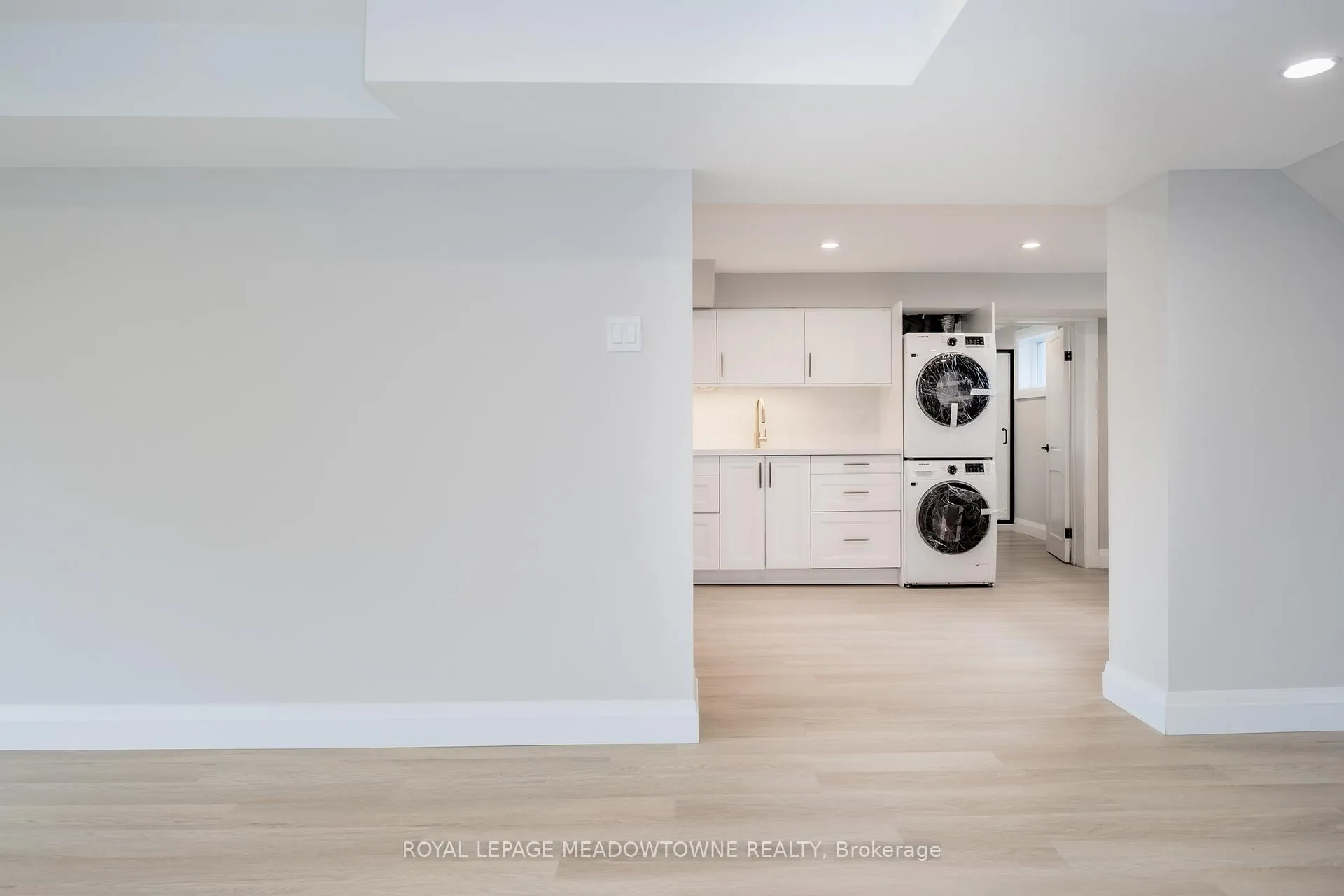 Photo 42 of 92 The Westway, Etobicoke, Kingsview Village-The Westway — HOMEH