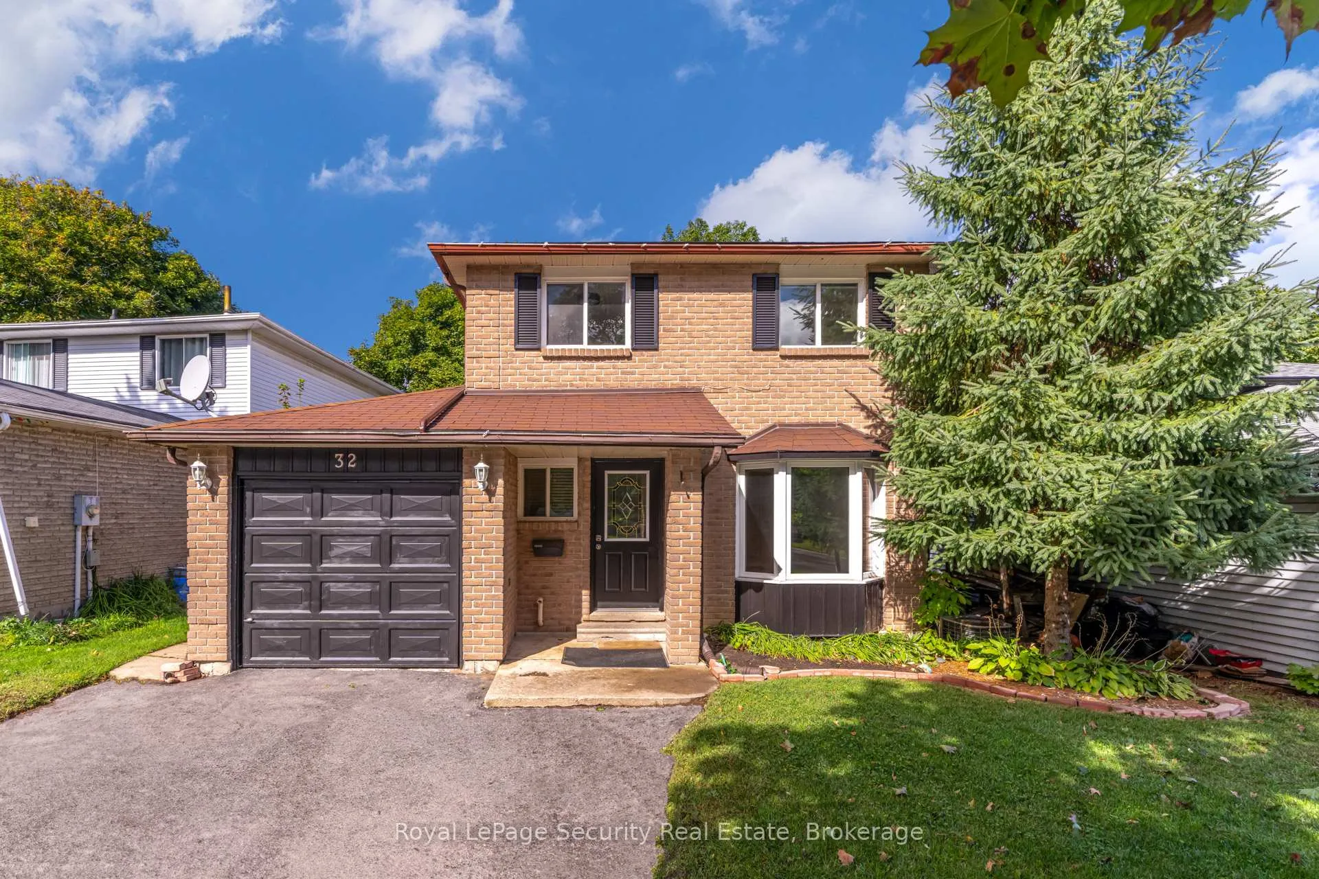 Front of 32 Wilson Court