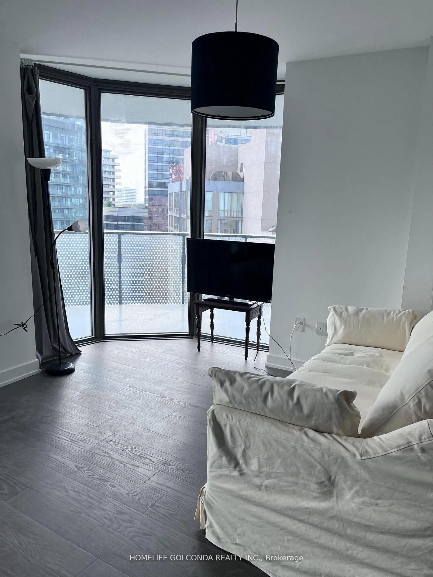 Photo 17 of Unit 2408, 11 Wellesley Street W, Toronto, Bay Street Corridor — HOMEH