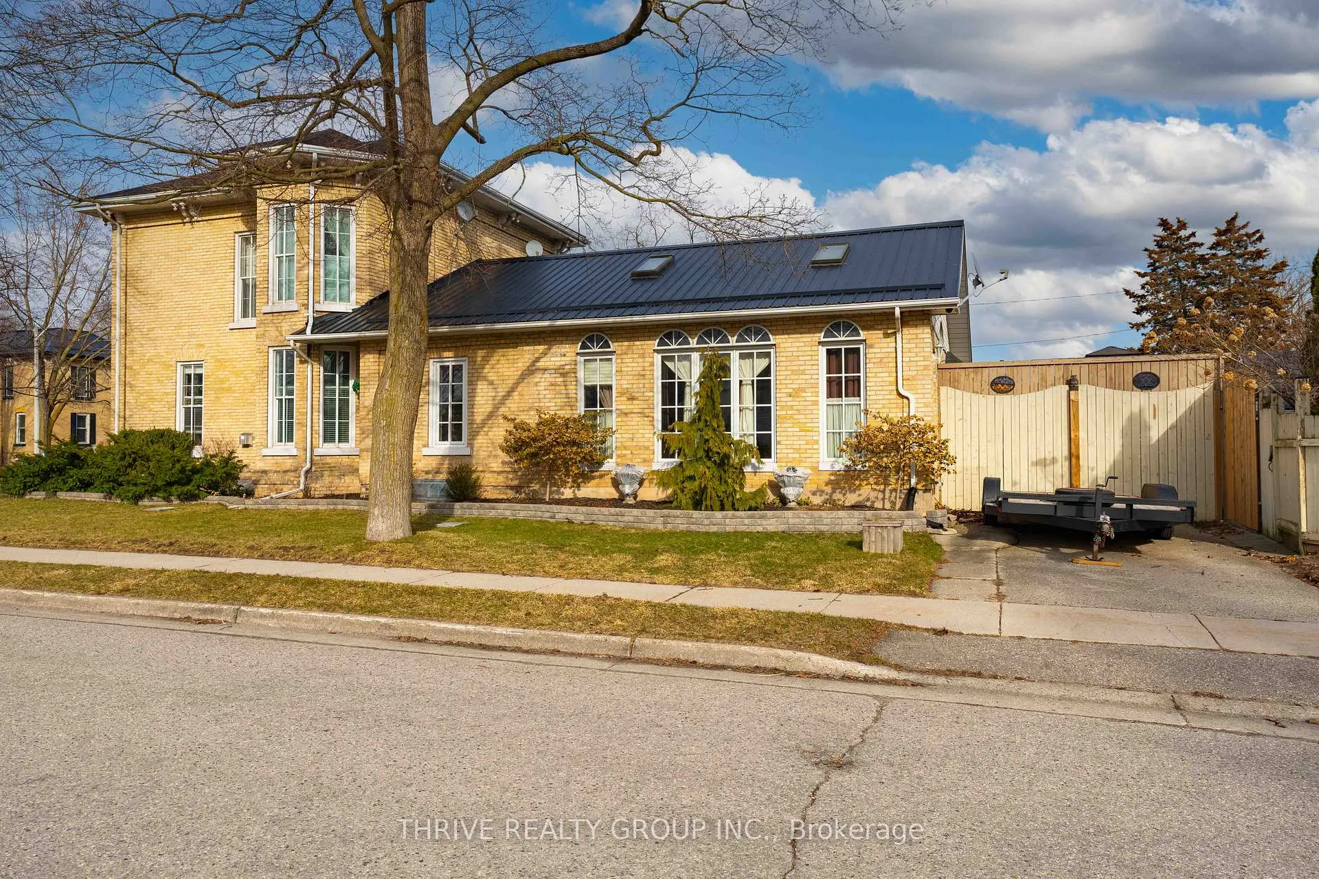 Photo 4 of 302 Talbot Street E, Aylmer — HOMEH