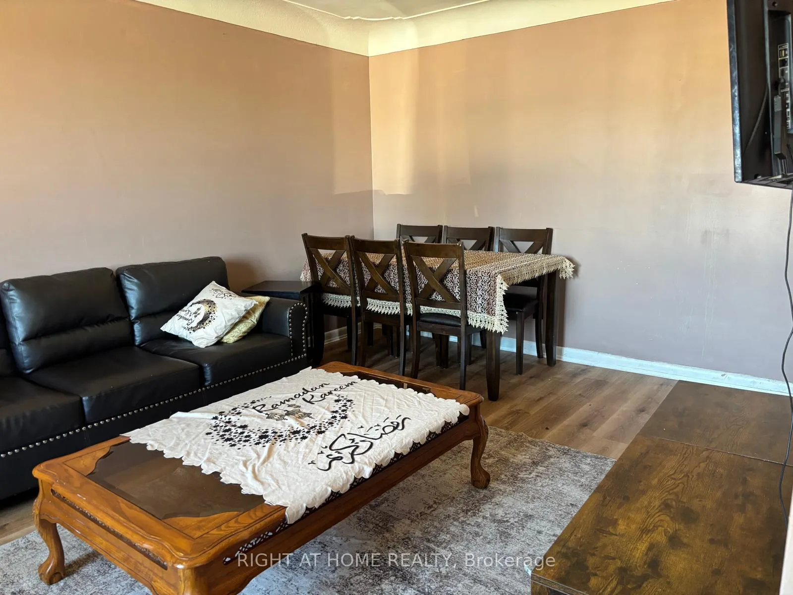 Photo 5 of 1224 Dunsmure Road, Hamilton, McQuesten — HOMEH