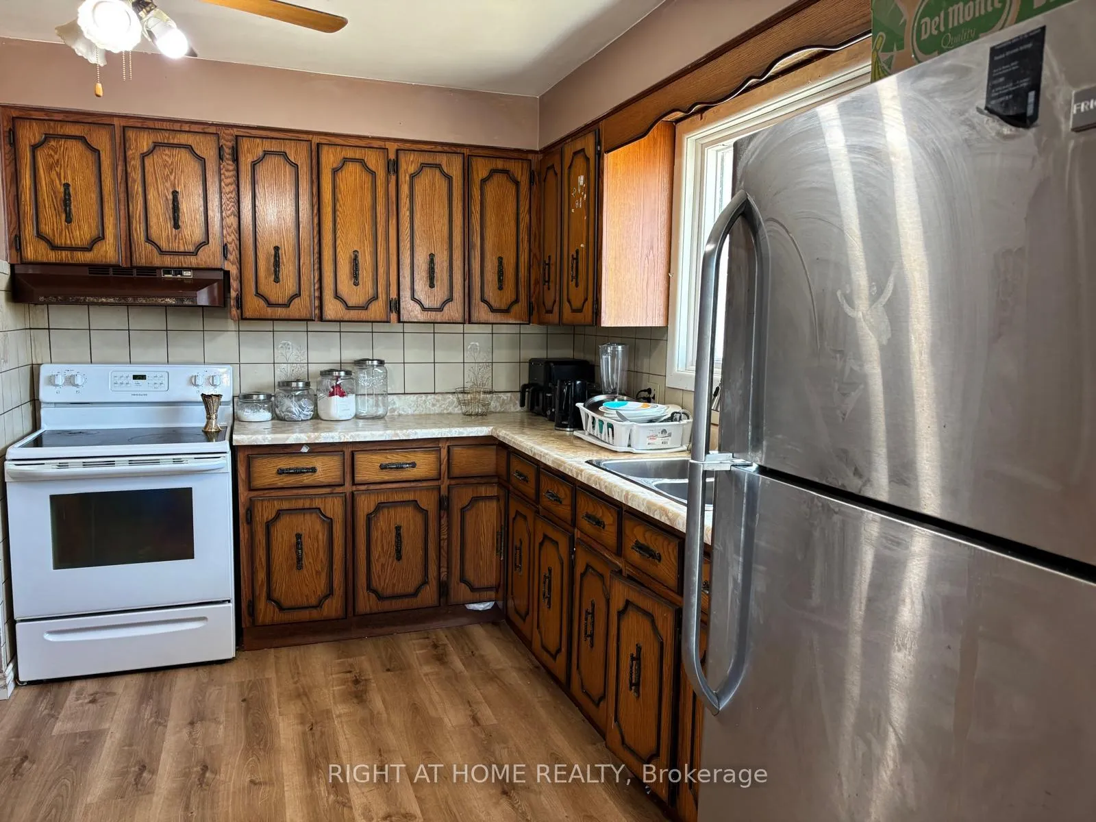 Photo 7 of 1224 Dunsmure Road, Hamilton, McQuesten — HOMEH