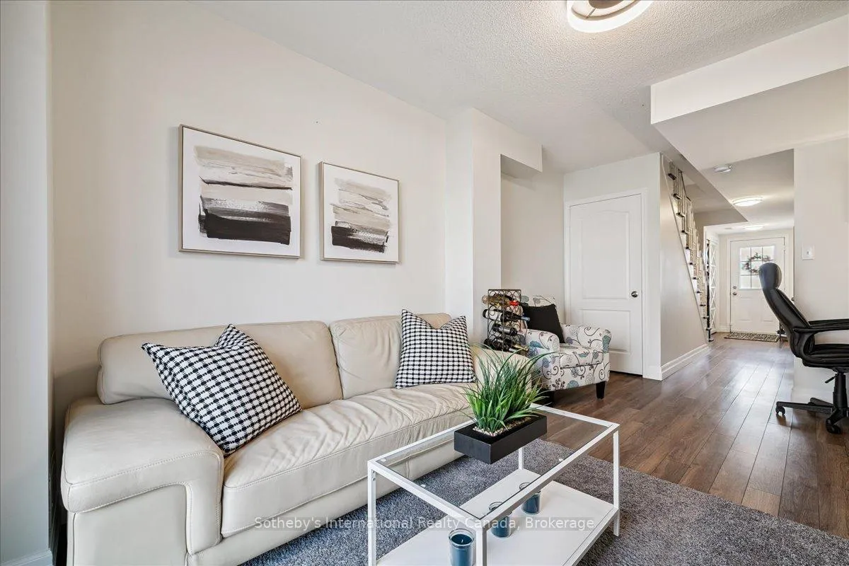 Photo 6 of Unit 69, 470 Beach Boulevard, Hamilton, Hamilton Beach — HOMEH