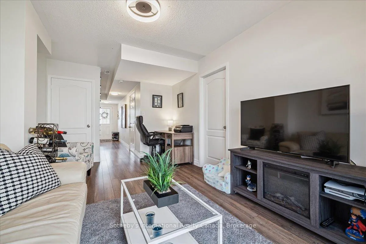 Photo 8 of Unit 69, 470 Beach Boulevard, Hamilton, Hamilton Beach — HOMEH