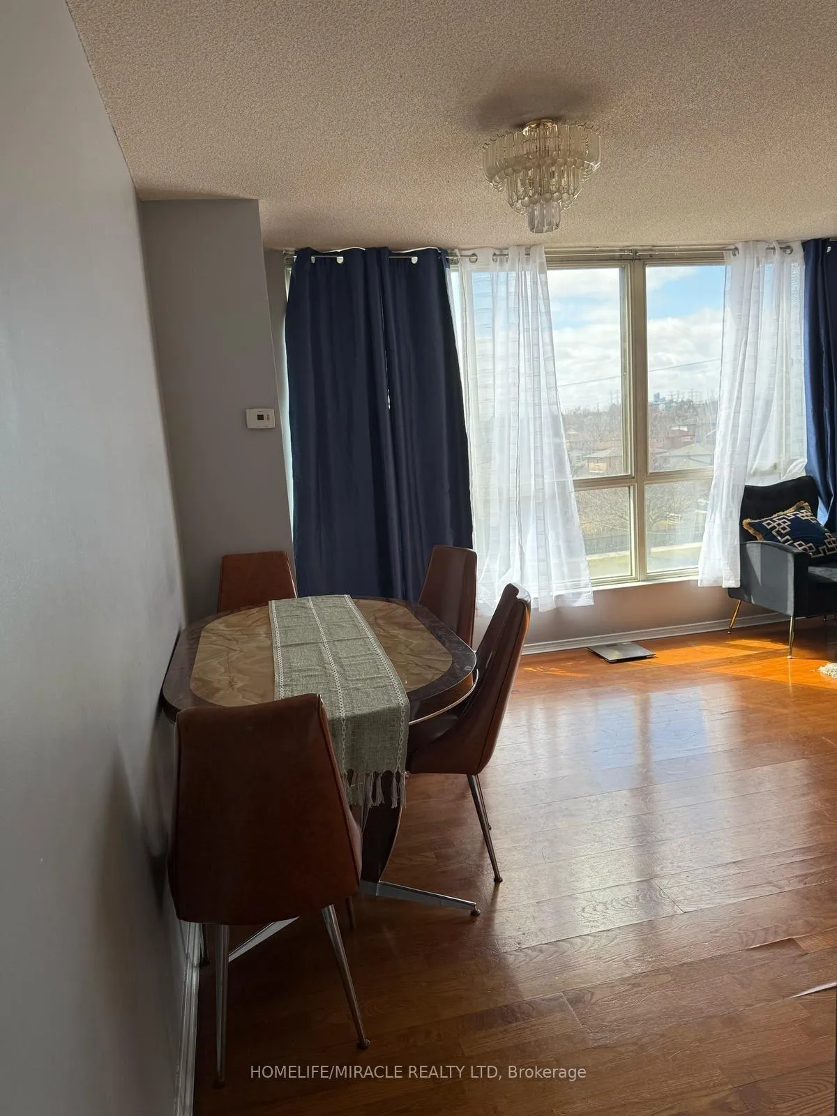 Photo 7 of Unit 507, 2901 Kipling Avenue, Etobicoke, Mount Olive-Silverstone-Jamestown — HOMEH