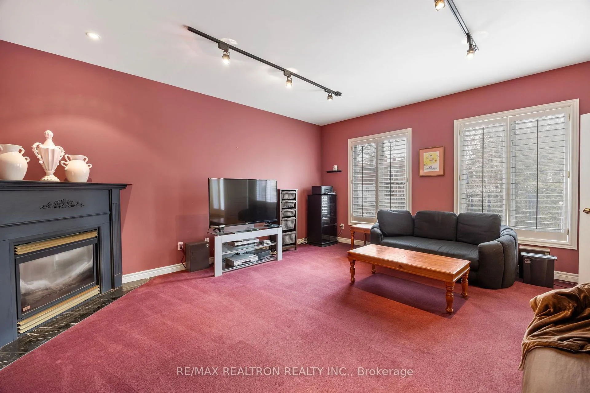 Photo 8 of 110 Glen Park Avenue, Toronto, Englemount-Lawrence — HOMEH