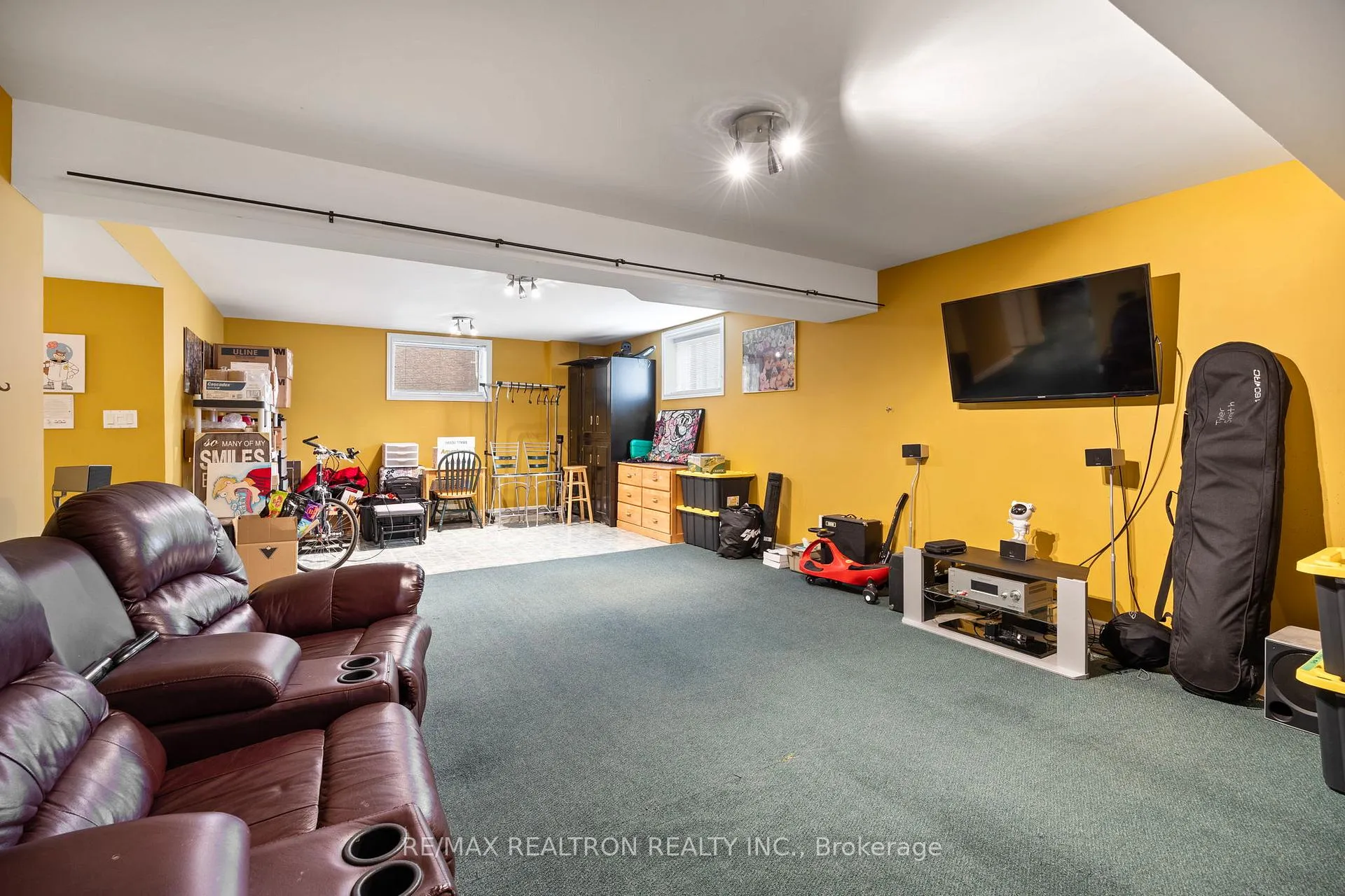 Photo 14 of 110 Glen Park Avenue, Toronto, Englemount-Lawrence — HOMEH