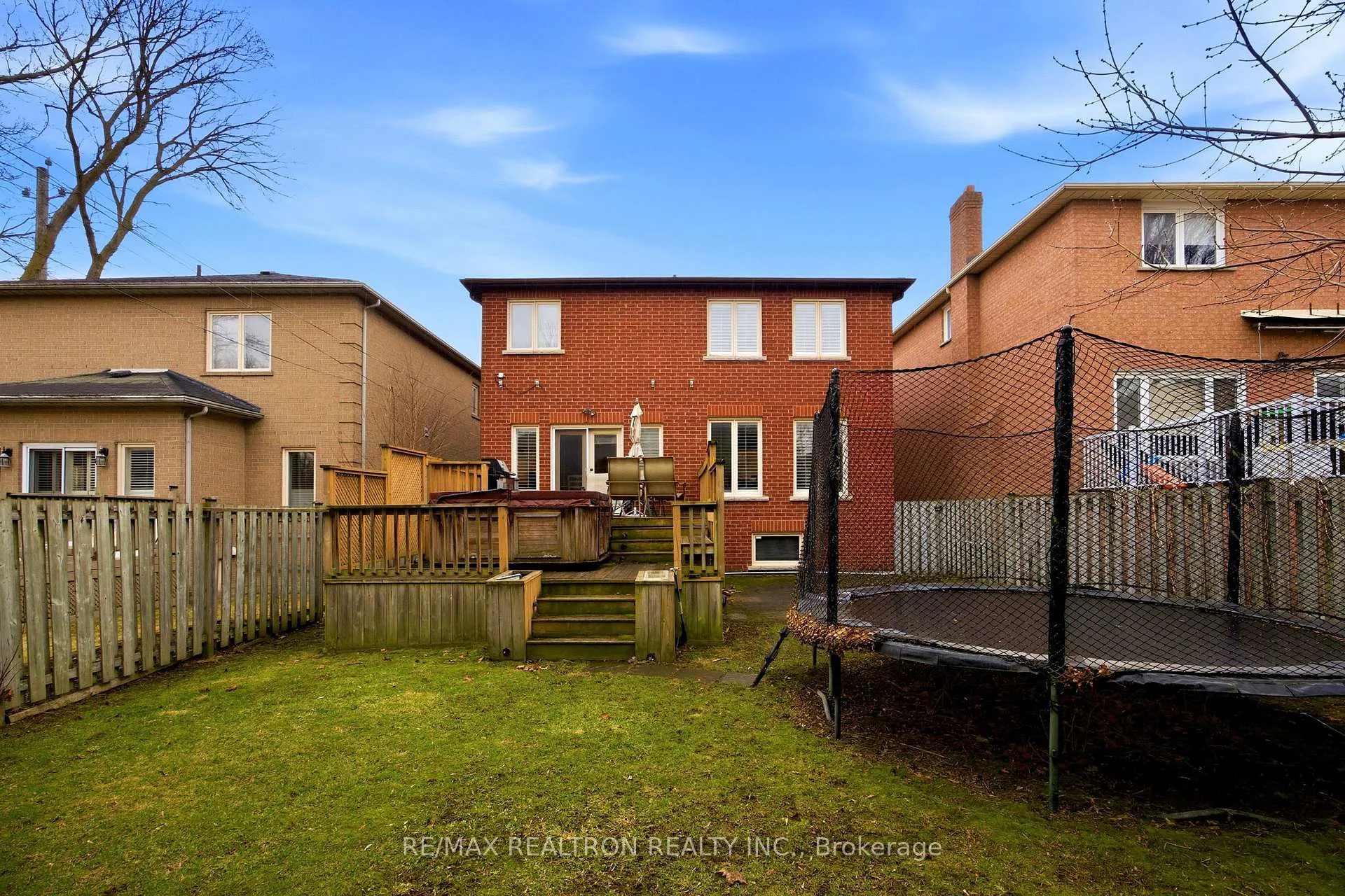 Photo 18 of 110 Glen Park Avenue, Toronto, Englemount-Lawrence — HOMEH