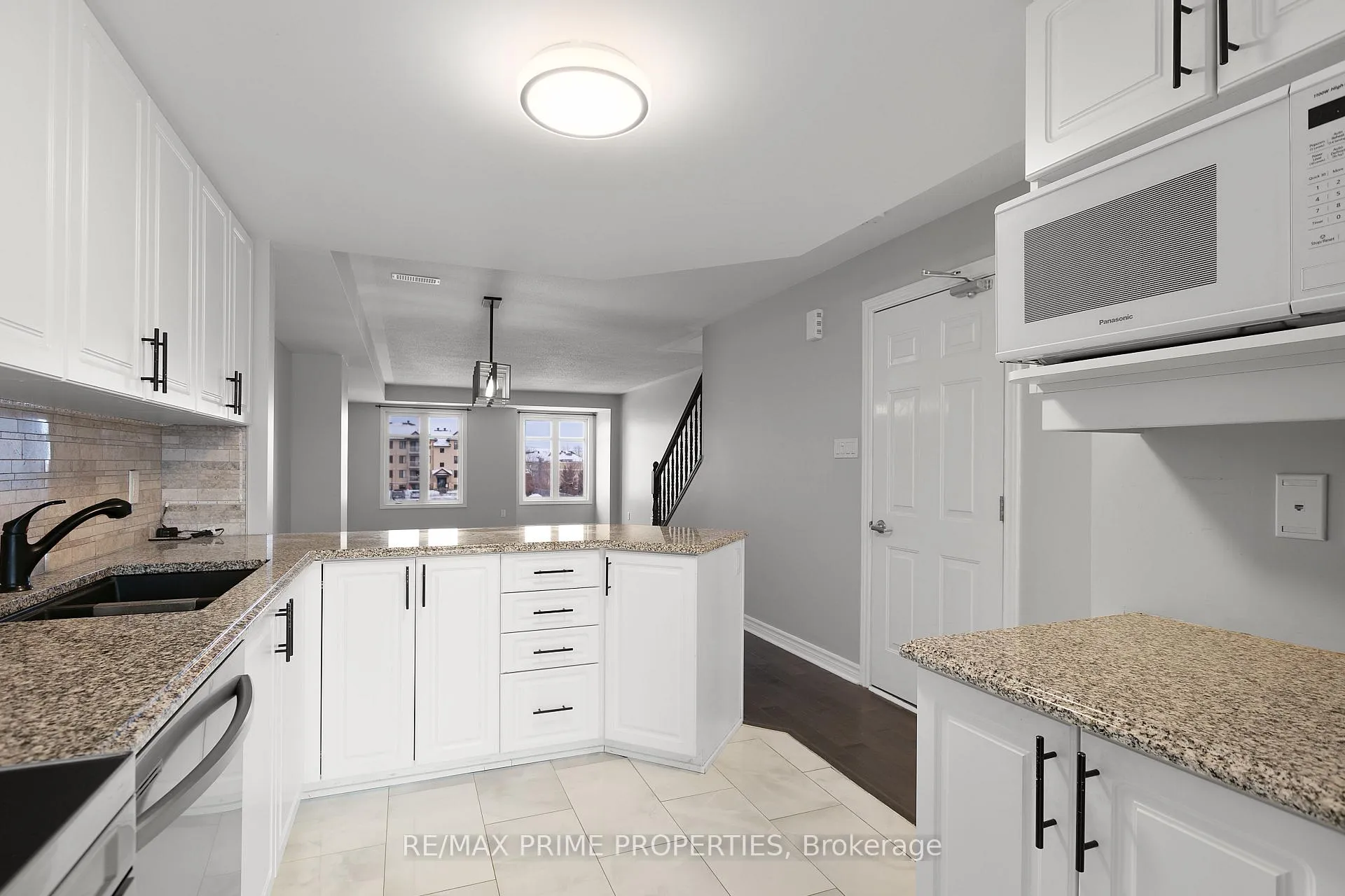Photo 18 of 166 Bluestone Private, Ottawa, Avalon West — HOMEH