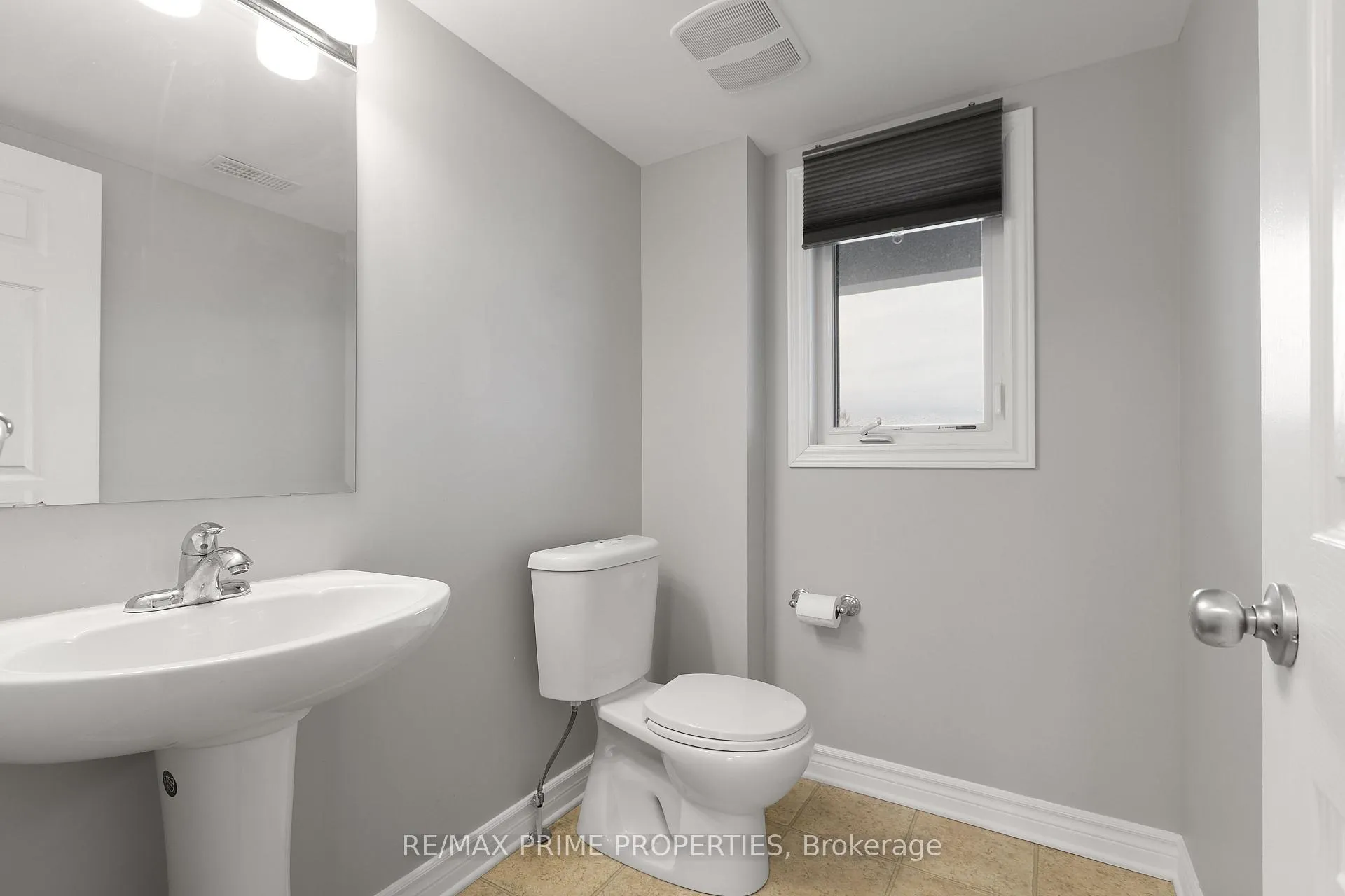 Photo 23 of 166 Bluestone Private, Ottawa, Avalon West — HOMEH