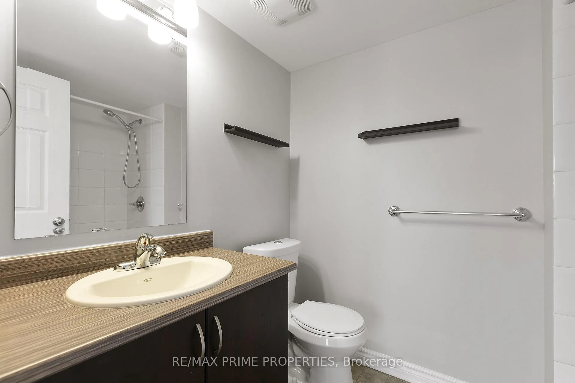 Photo 34 of 166 Bluestone Private, Ottawa, Avalon West — HOMEH