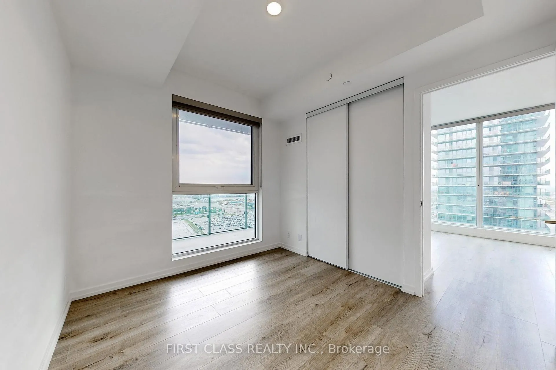 Photo 10 of Unit 1902, 7890 Jane Street, Vaughan, Vaughan Corporate Centre — HOMEH