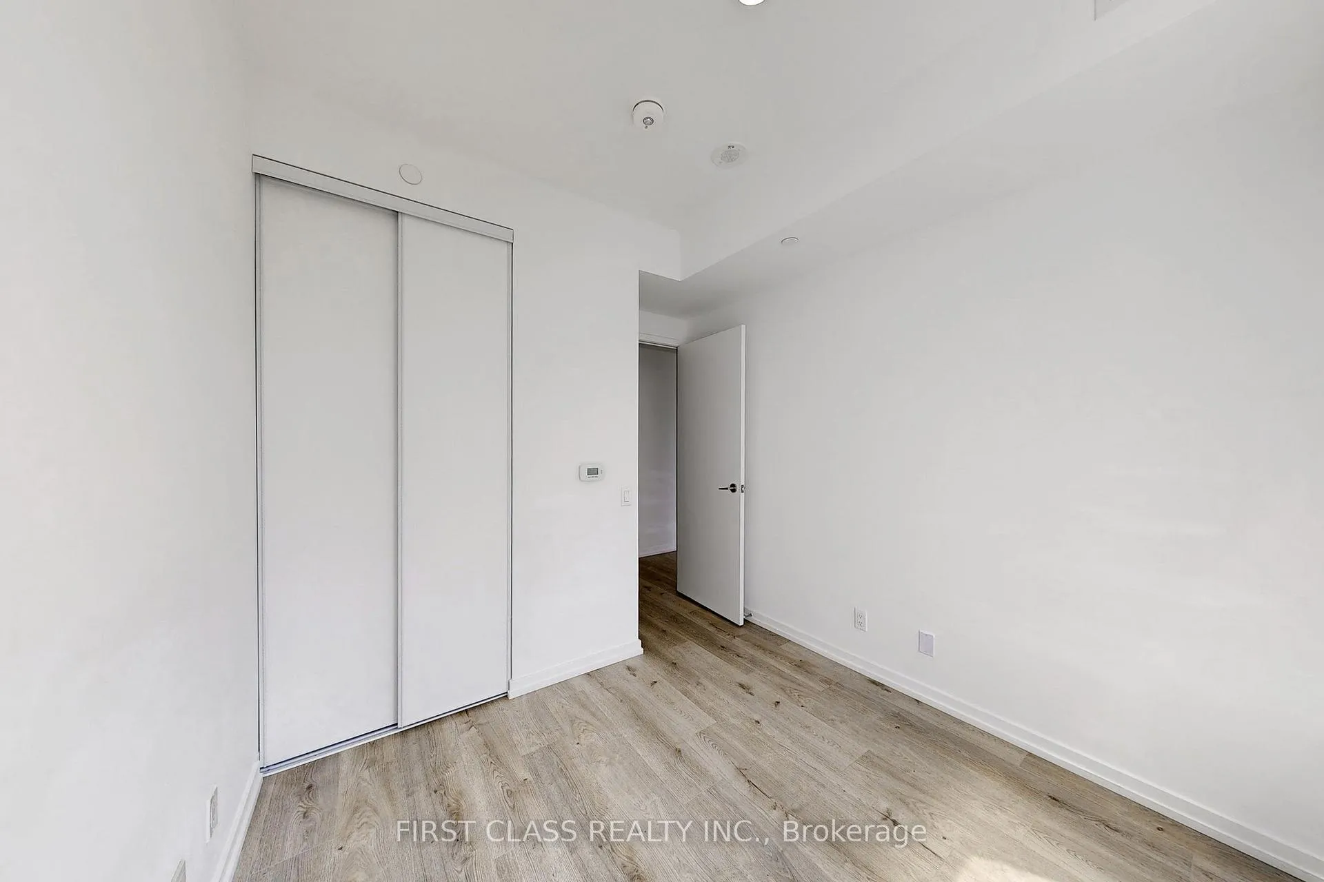 Photo 13 of Unit 1902, 7890 Jane Street, Vaughan, Vaughan Corporate Centre — HOMEH