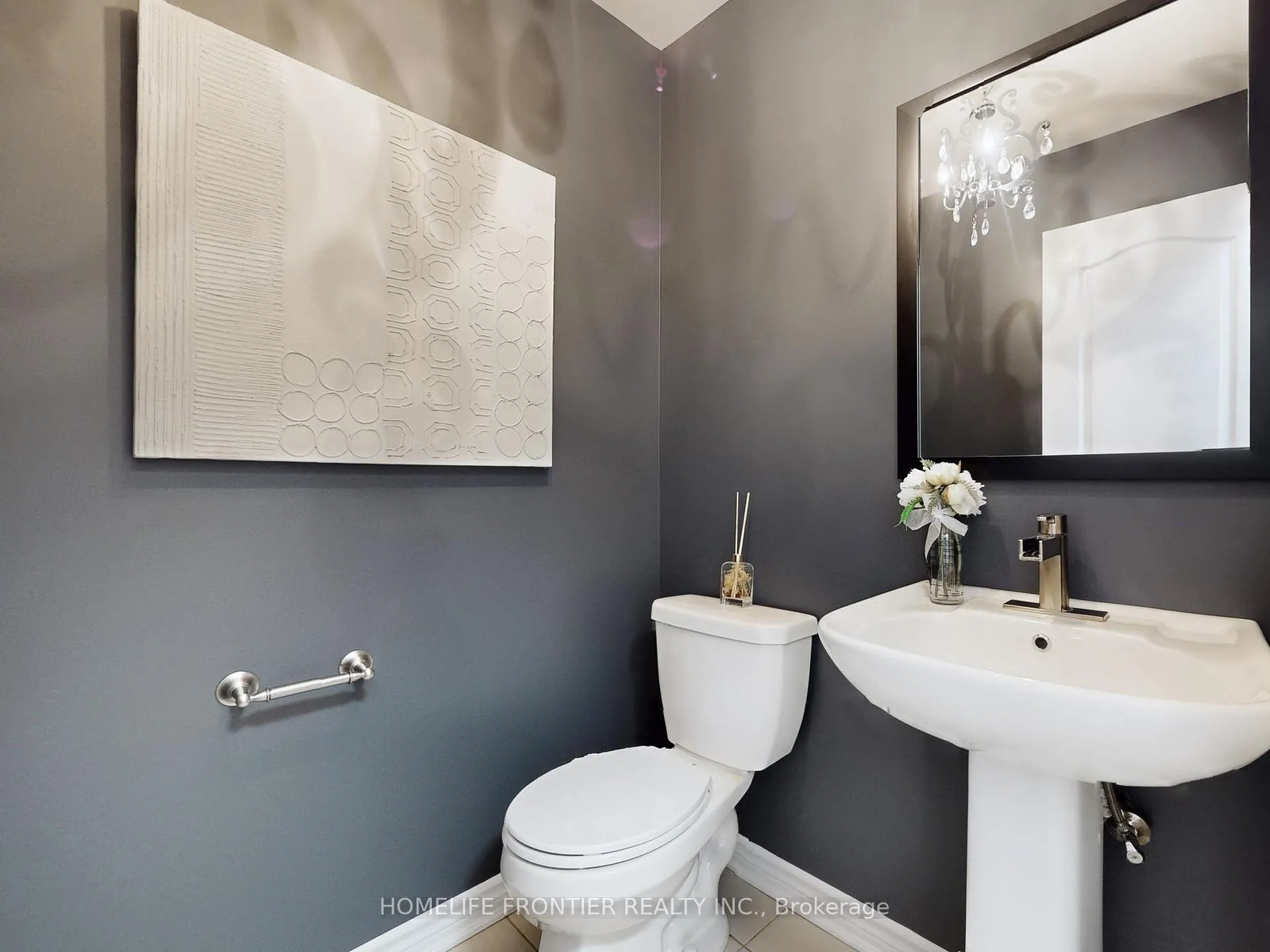 Photo 12 of Unit 6, 8777 Dufferin Street, Vaughan, Patterson — HOMEH