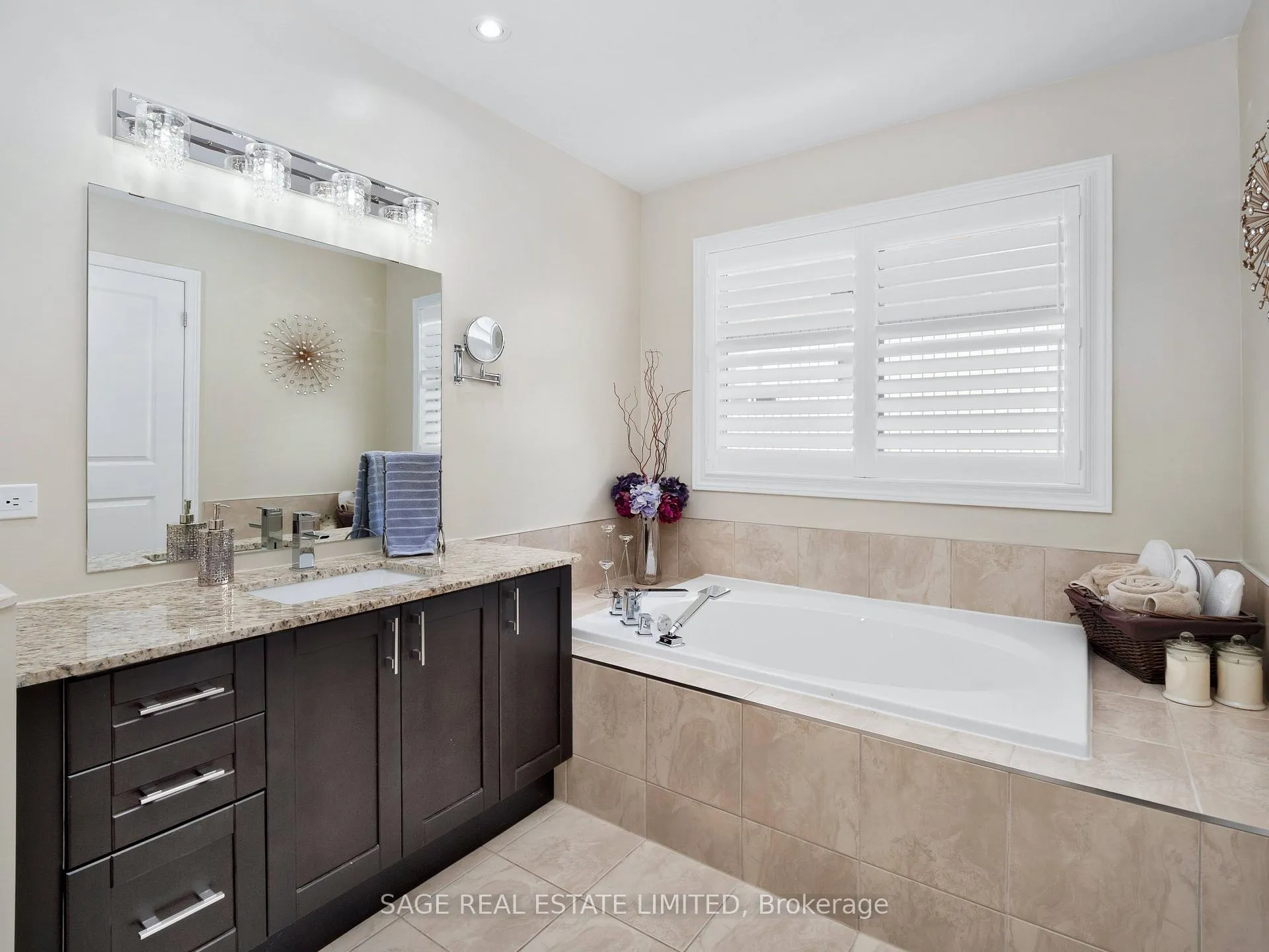 Photo 24 of Unit 4, 1290 Old Orchard Avenue, Pickering, Bay Ridges — HOMEH