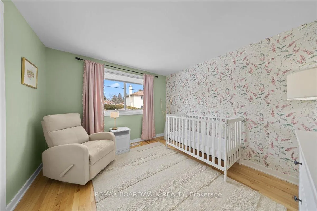 Photo 26 of 373 Hatfield Crescent, Ottawa, Bilberry Creek/Queenswood Heights — HOMEH