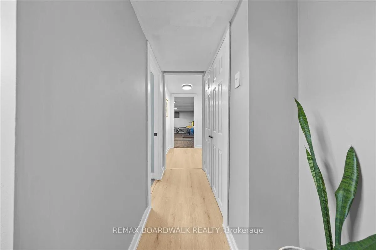 Photo 39 of 373 Hatfield Crescent, Ottawa, Bilberry Creek/Queenswood Heights — HOMEH