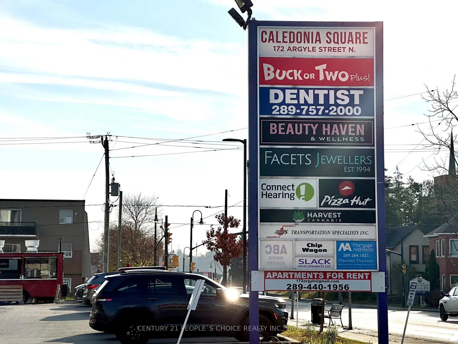 Photo 34 of 15 Wintergreen Crescent, Haldimand — HOMEH