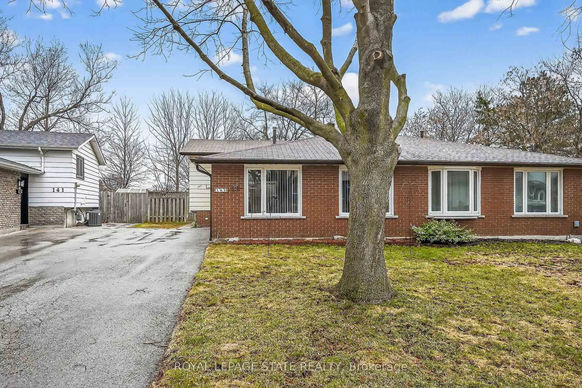 Photo 1 of 143 Cranbrook Drive, Hamilton, Gilkson — HOMEH