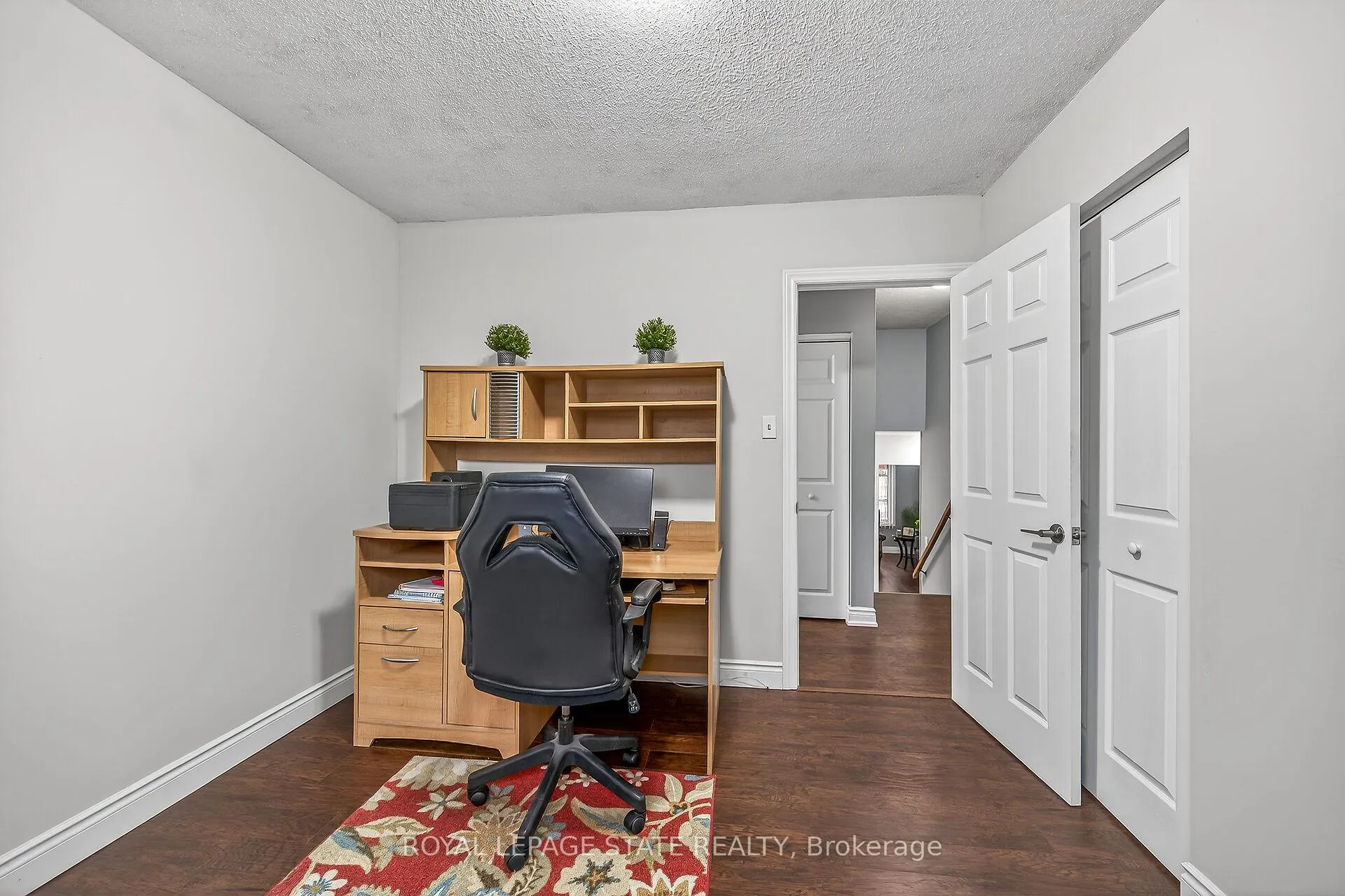 Photo 21 of 143 Cranbrook Drive, Hamilton, Gilkson — HOMEH