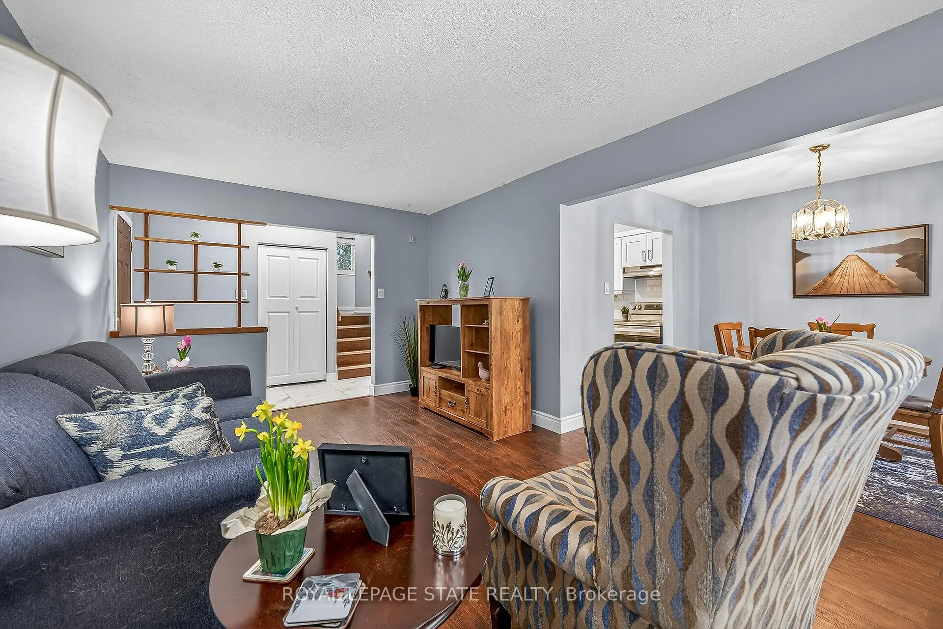 Photo 38 of 143 Cranbrook Drive, Hamilton, Gilkson — HOMEH