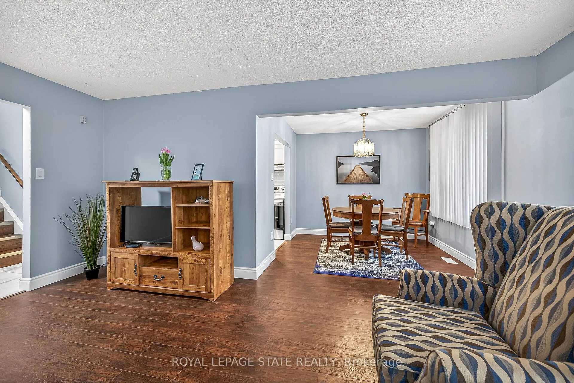 Photo 40 of 143 Cranbrook Drive, Hamilton, Gilkson — HOMEH