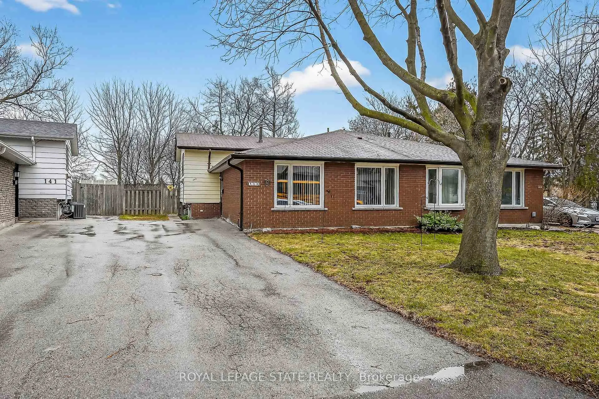Photo 41 of 143 Cranbrook Drive, Hamilton, Gilkson — HOMEH