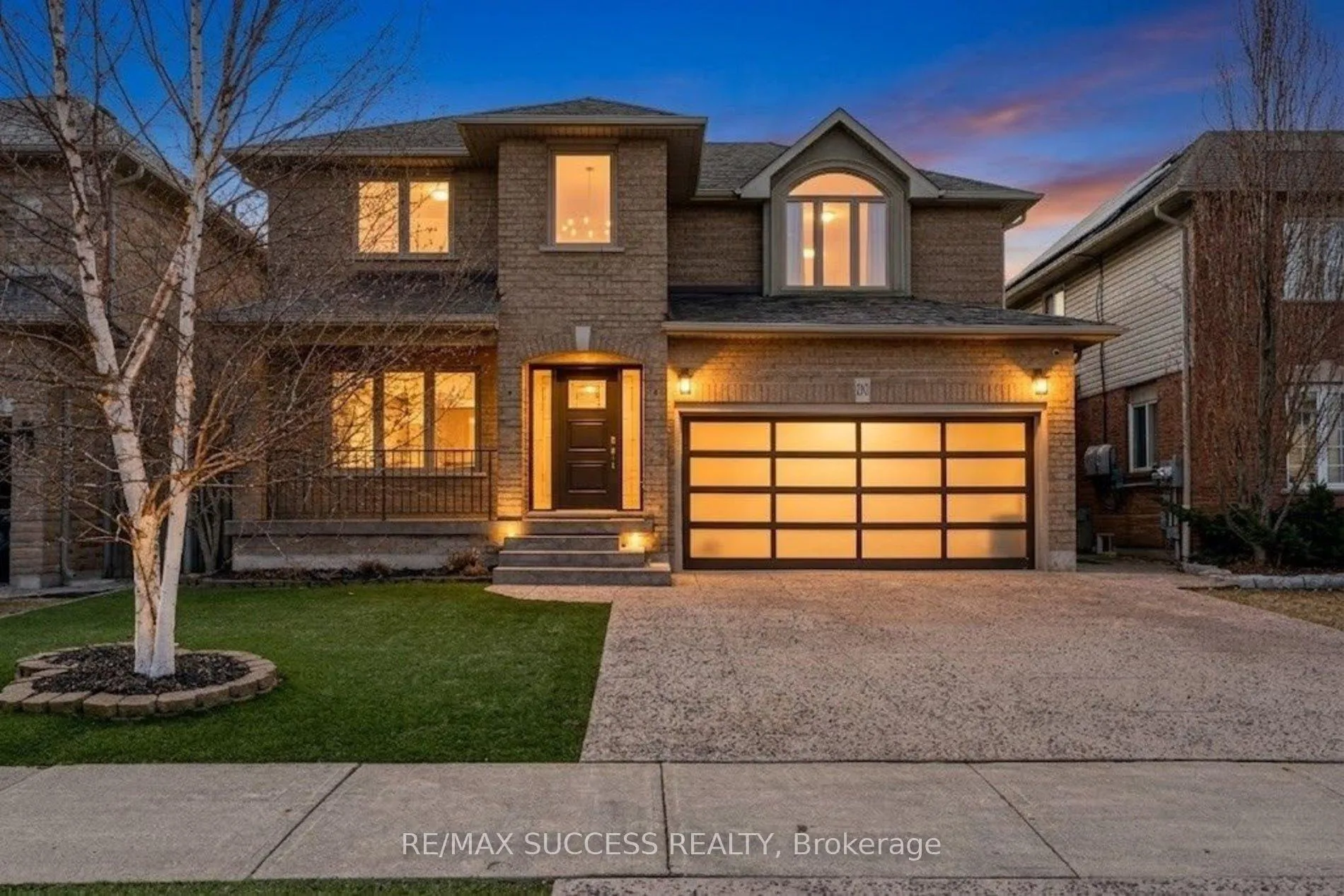 Photo 2 of 202 Braithwaite Avenue, Hamilton, Ancaster — HOMEH