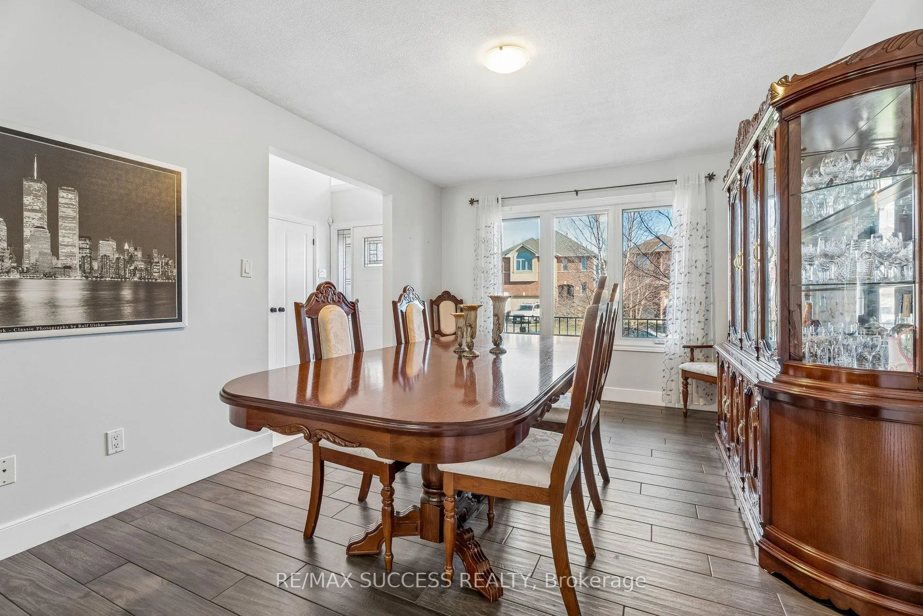 Photo 10 of 202 Braithwaite Avenue, Hamilton, Ancaster — HOMEH