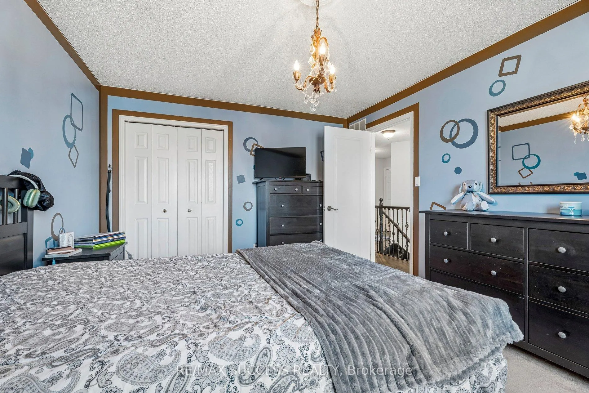 Photo 34 of 202 Braithwaite Avenue, Hamilton, Ancaster — HOMEH
