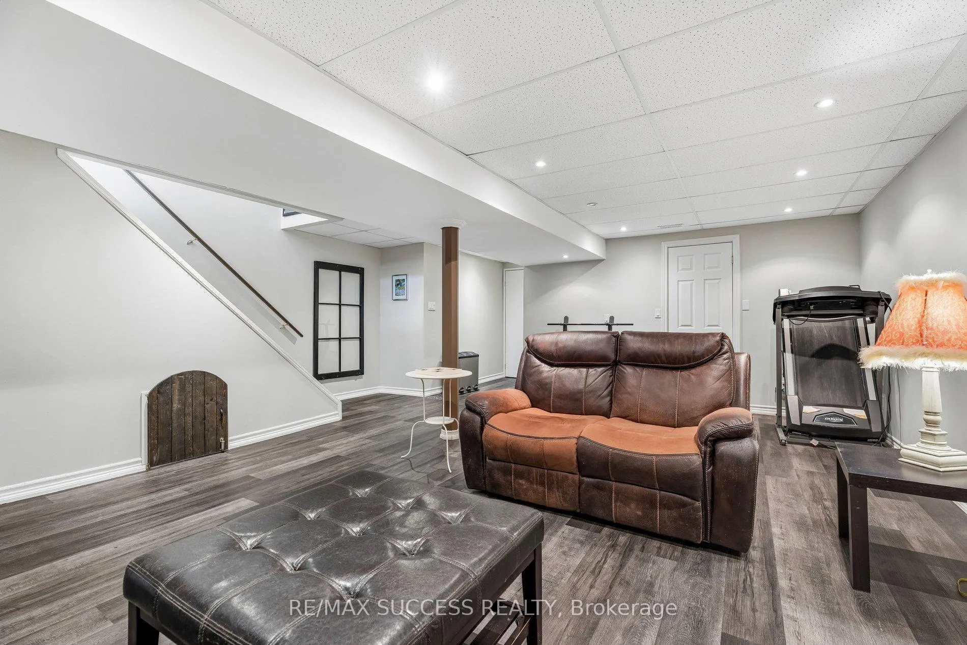 Photo 38 of 202 Braithwaite Avenue, Hamilton, Ancaster — HOMEH