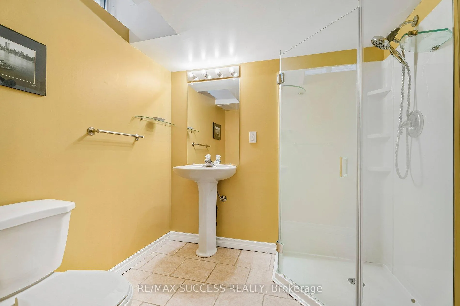 Photo 42 of 202 Braithwaite Avenue, Hamilton, Ancaster — HOMEH