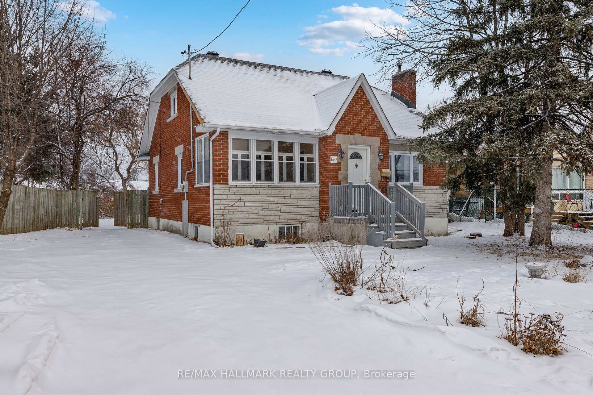 Photo 1 of 1335 Kitchener Avenue, Ottawa, Ellwood — HOMEH