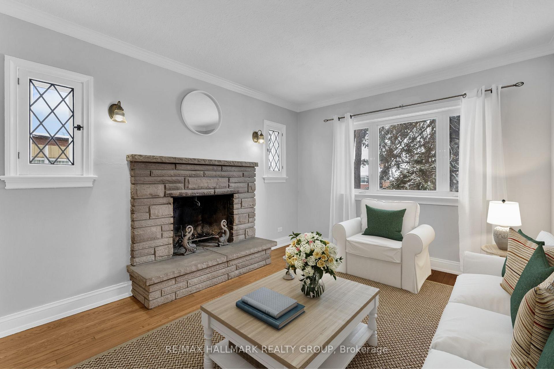 Photo 7 of 1335 Kitchener Avenue, Ottawa, Ellwood — HOMEH