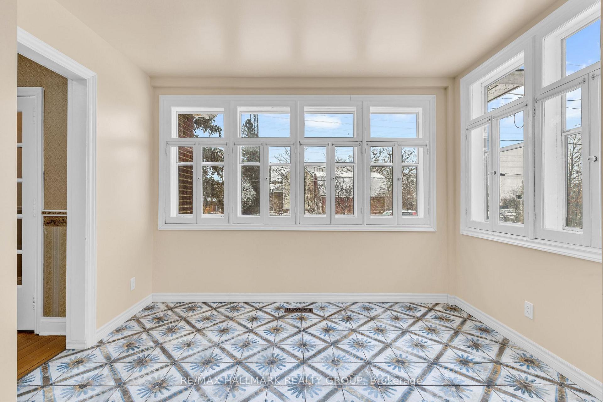 Photo 22 of 1335 Kitchener Avenue, Ottawa, Ellwood — HOMEH