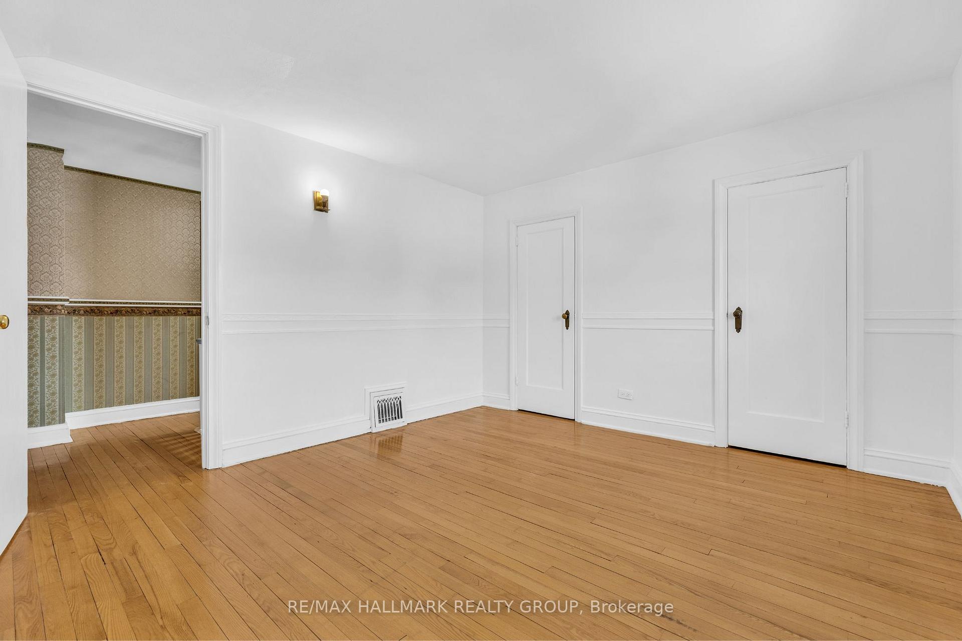 Photo 31 of 1335 Kitchener Avenue, Ottawa, Ellwood — HOMEH