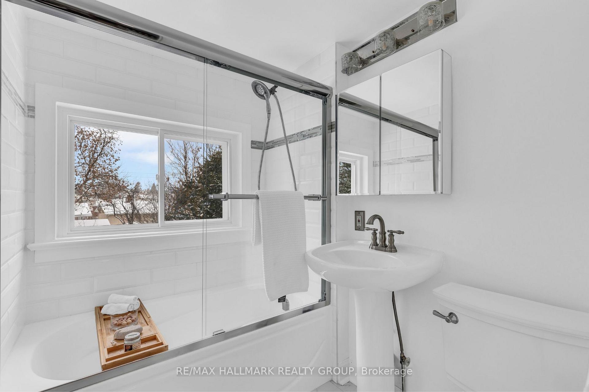 Photo 34 of 1335 Kitchener Avenue, Ottawa, Ellwood — HOMEH