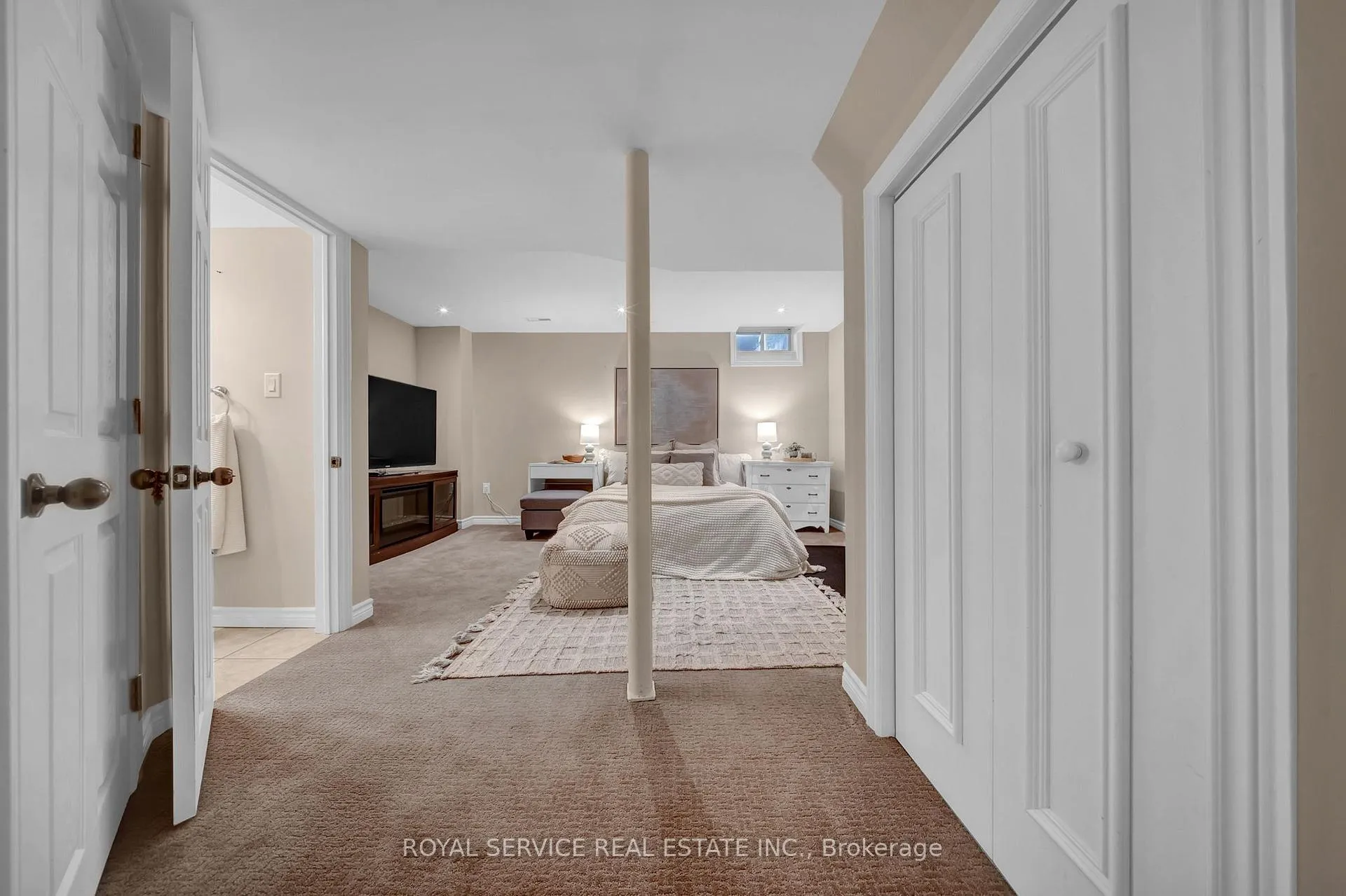Photo 14 of 294 Swindells Street, Clarington, Bowmanville — HOMEH