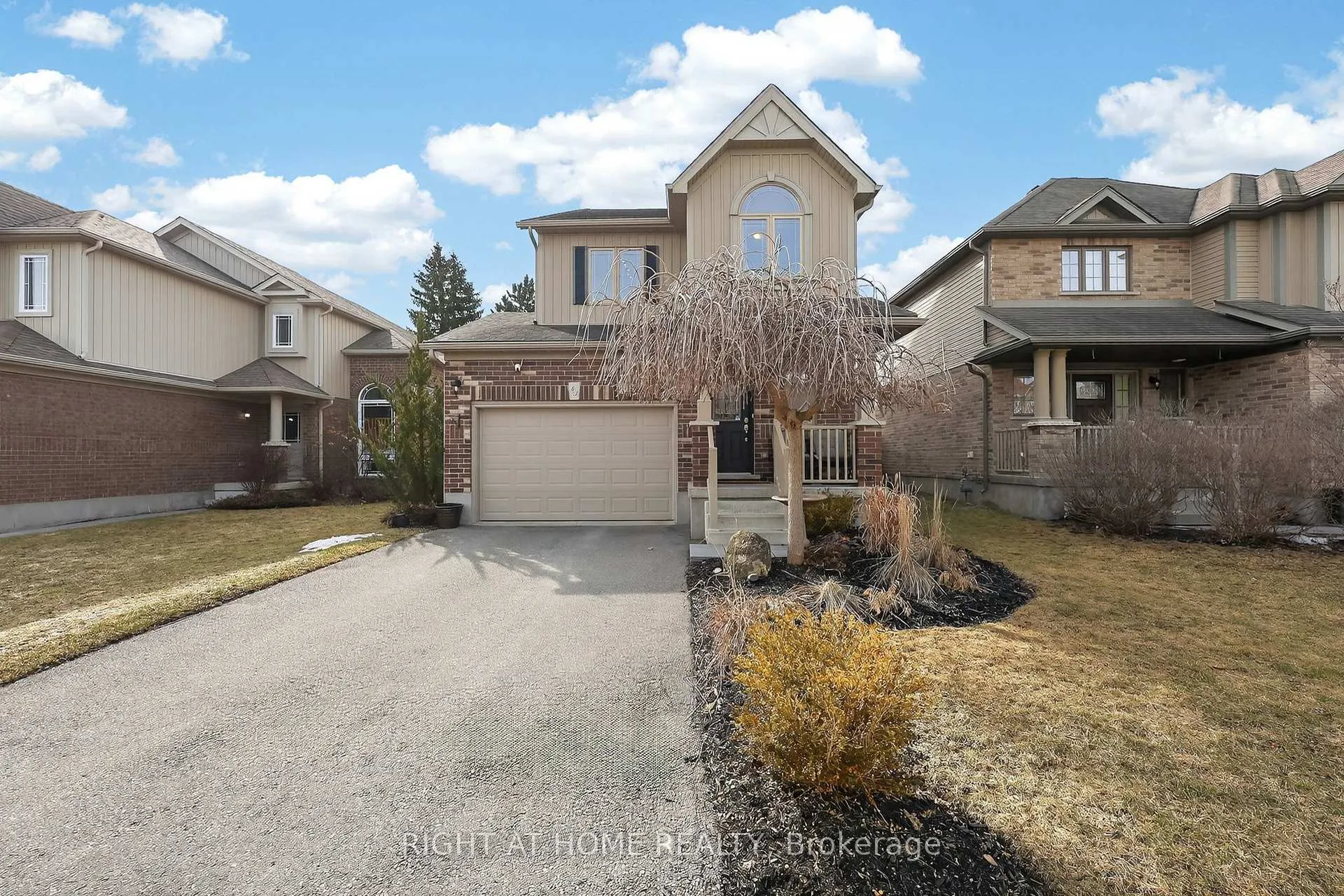 Photo 1 of 43 Burt Avenue, New Tecumseth, Alliston — HOMEH